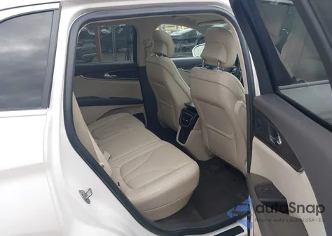 2019 Lincoln Nautilus Reserve z USA, uszkodzony, nr VIN 2LMPJ6L93KBL16213